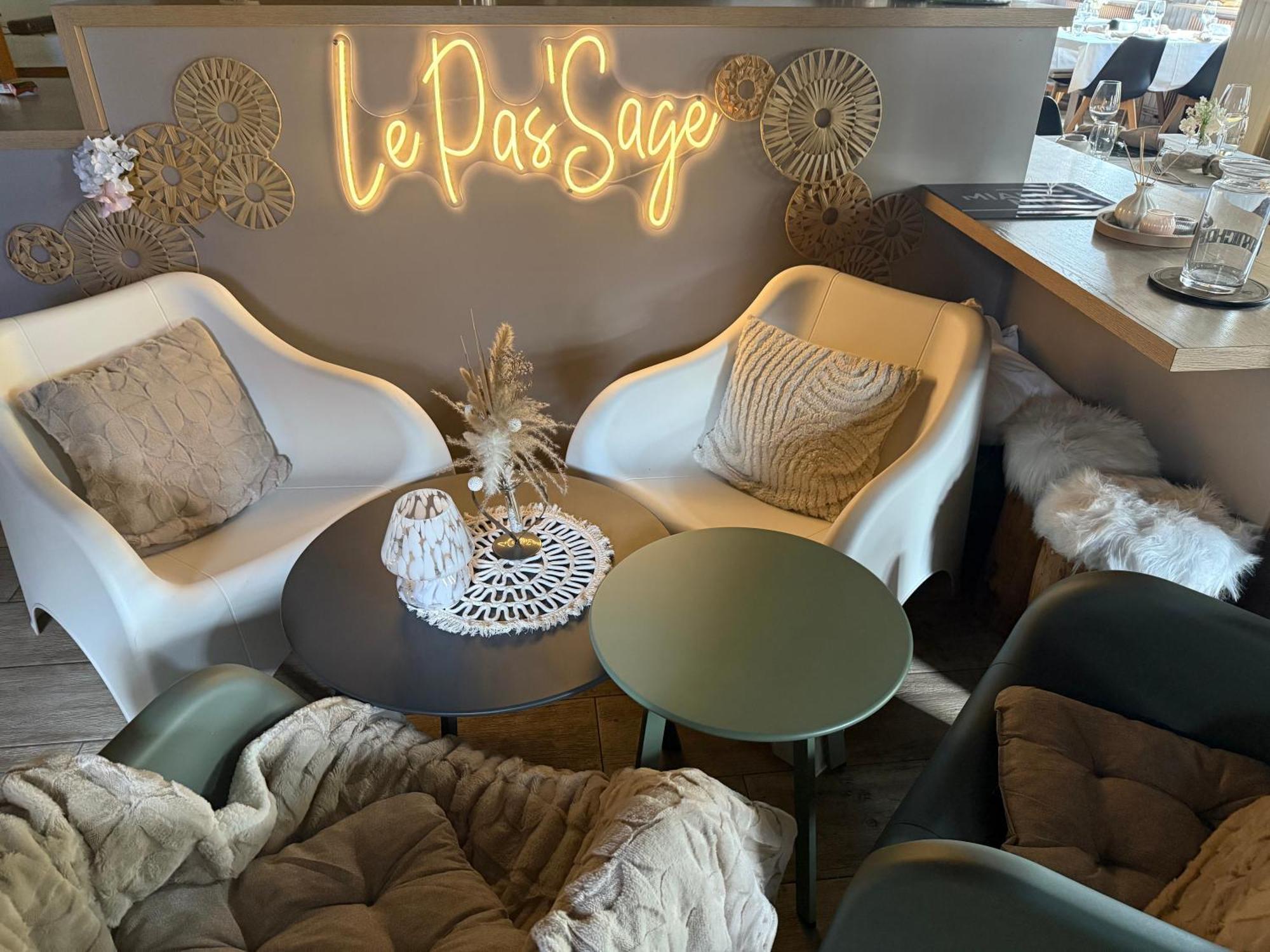 Hotel Wistub Le Passage แซ็งต์-มารี-โอ-มีน ภายนอก รูปภาพ